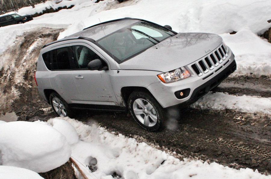  Jeep Compass Limited 2011 года  (фото 40 из 51)